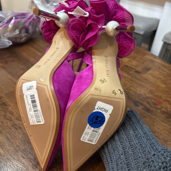 Gianni Bini Fuchsia Suede Heels with Ruffle Detail - Picture 6 of 6